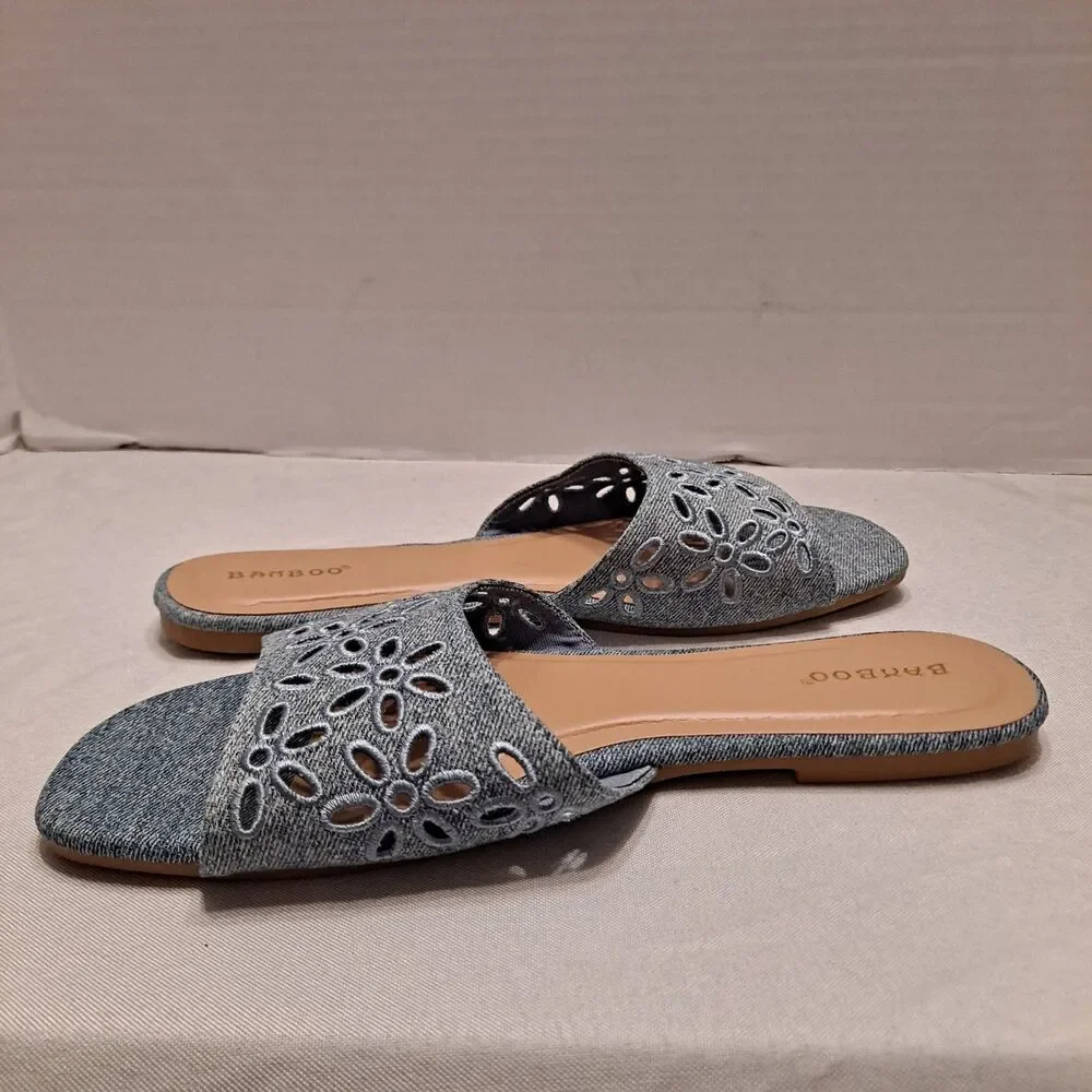 Bamboo Women's Denim Slide Sandals Size 8.5 Blue Floral Embroidered Perforated